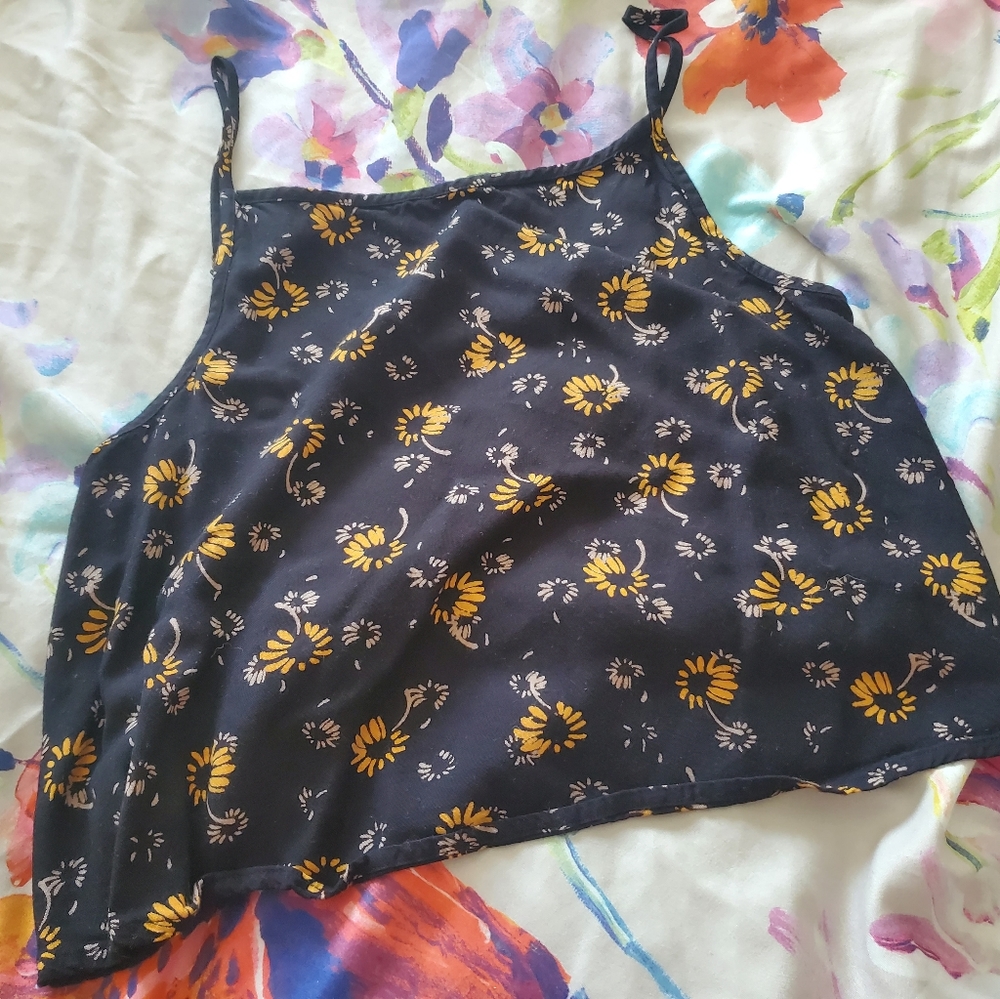 Black floral tank